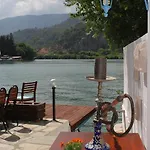 Otel Myra 3*