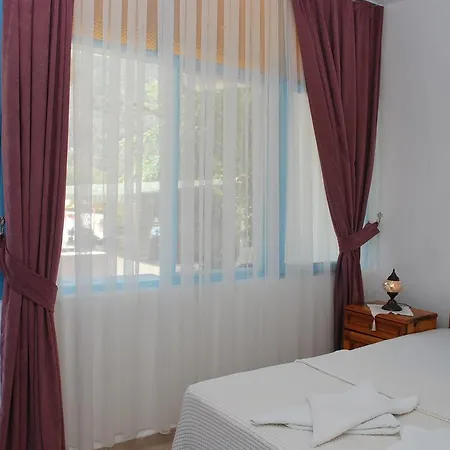 Myra Hotel 3*