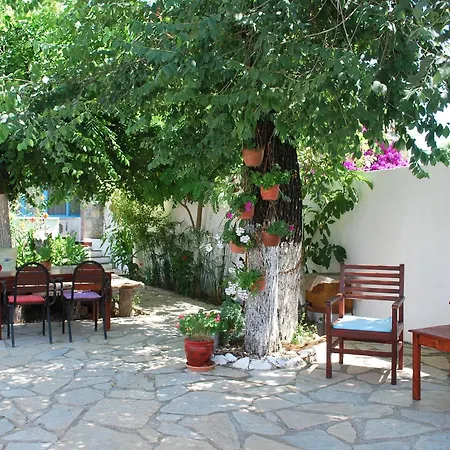 Hotel Myra 3*